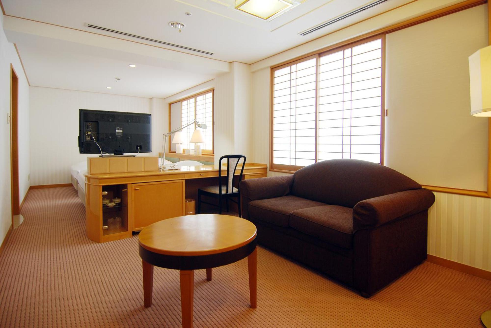 Rihga Hotel Zest Takamatsu Esterno foto